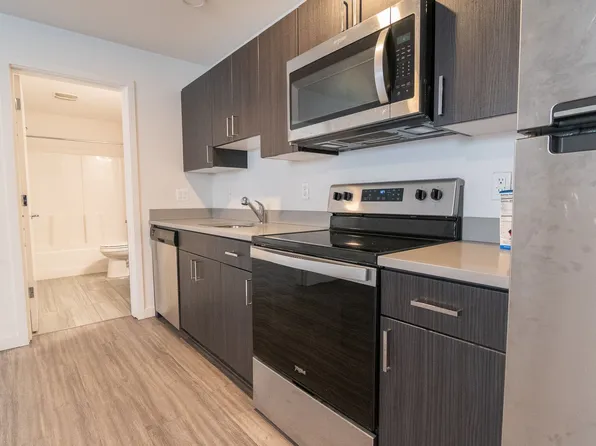 Lucera, 4626 N Maryland Ave #205, Portland, OR 97217