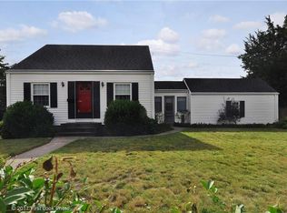 1 Martha Rd, Rumford, RI 02916