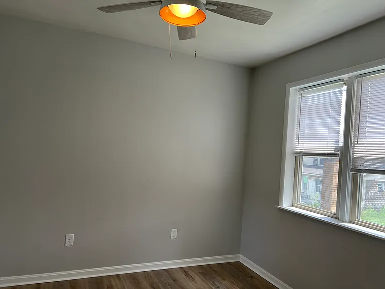 220 Locust Ave — Photo 11