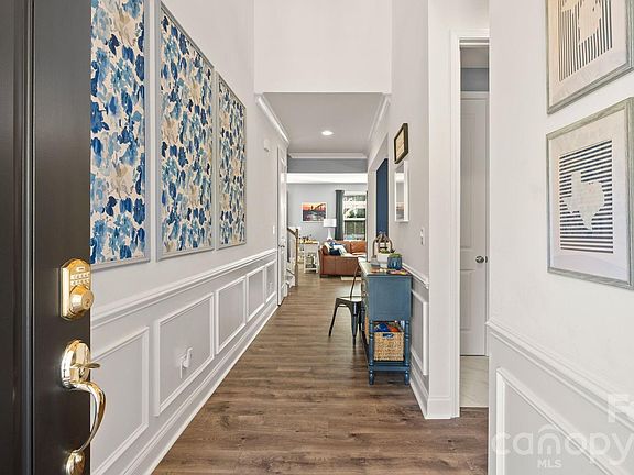 4th image of 844 Neff Ct
