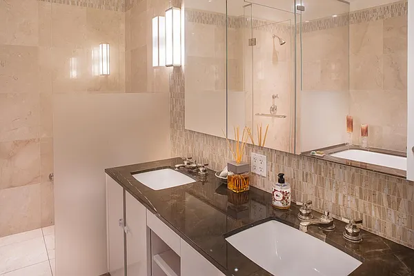 Sold by Sherwood Residential | media 15