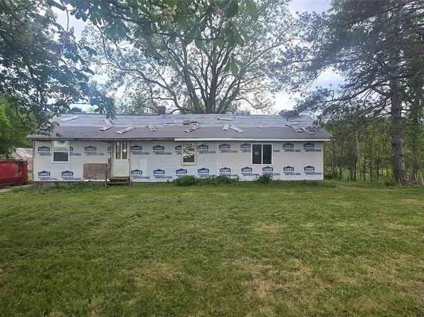 3903 Levalley Rd, Columbiaville, MI 48421