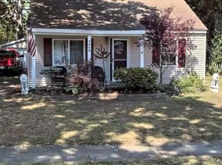 4556 Edmund St, Wayne, MI 48184