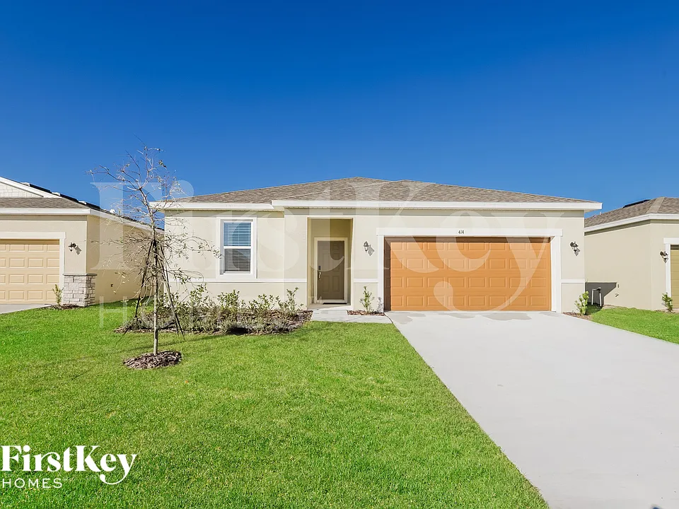 414 Reina Way
