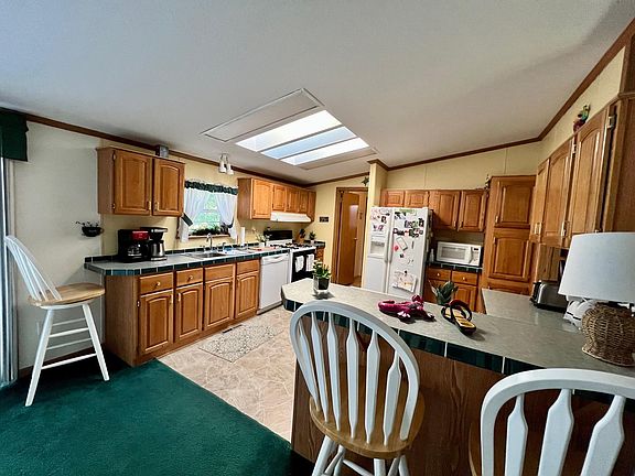 2nd image of 146 Cambrian Dr #43