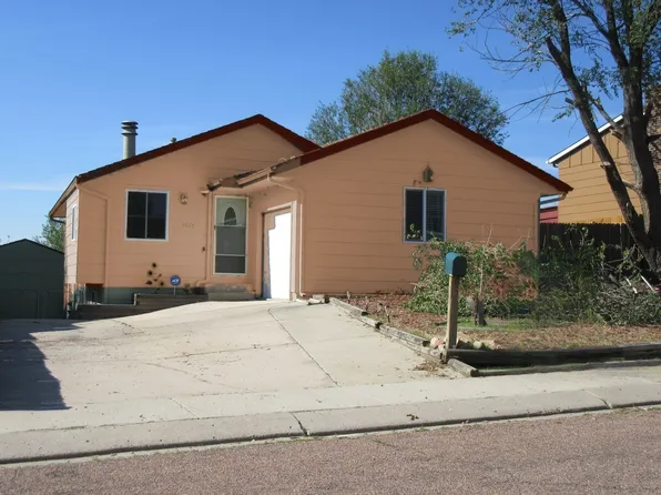 7075 White Mountain Dr, Colorado Springs, CO 80915