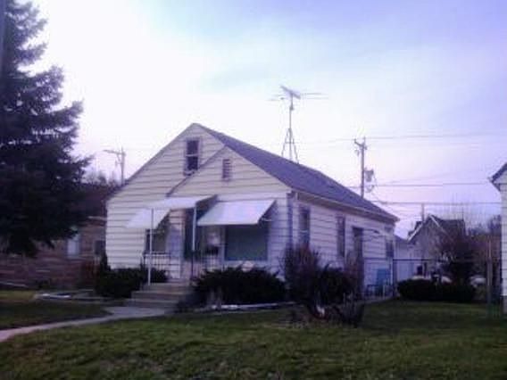 1st image of 6614 W Lincoln Ave