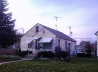 6614 W Lincoln Ave, West Allis, WI 53219