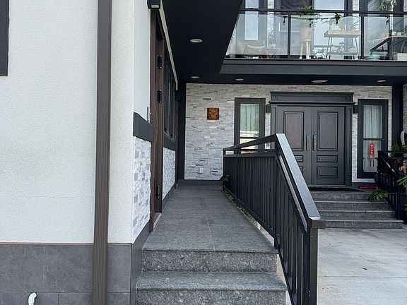 3rd image of 2947 Kamakini St #1