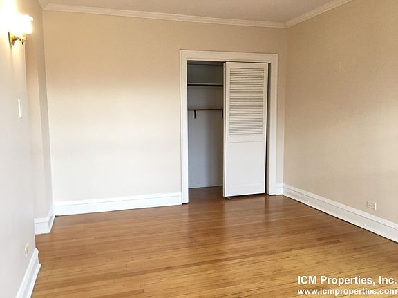 4th image of 4502 N Ashland Ave #3K