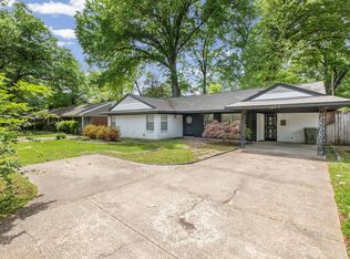 1077 S Perkins Rd, Memphis, TN 38117