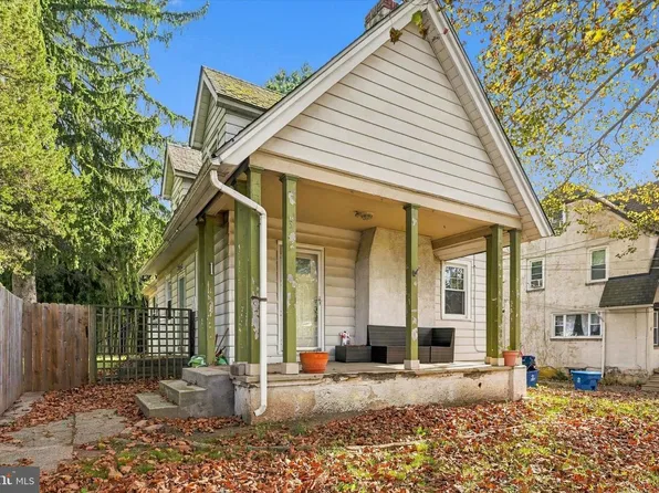 3 Circle Ave, West Chester, PA 19382