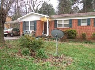 4605 Singleton Station Rd, Louisville, TN 37777