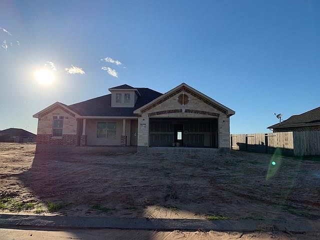 1st image of 613 Dogwood Ct