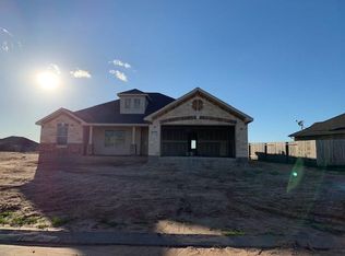 613 Dogwood Ct, Sealy, TX 77474
