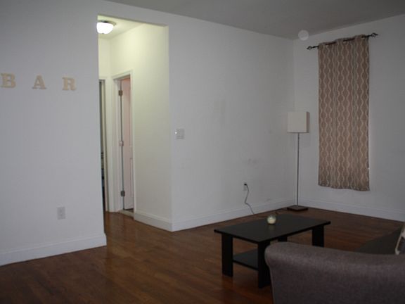 5th image of 6109 39th Ave #L1