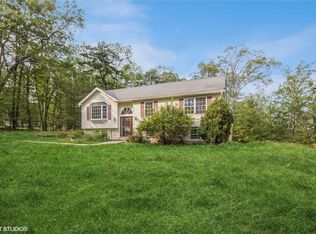 464 Ski Run Rd, Bloomingburg, NY 12721