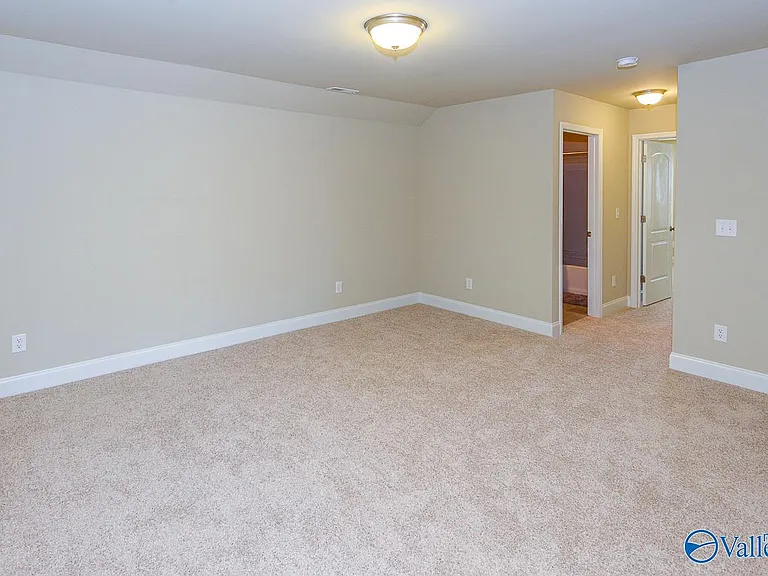 3031 Greenway Cir SE — Photo 29