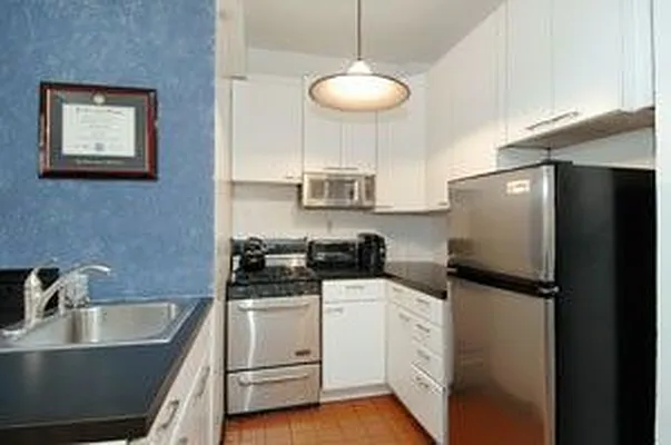 Rented by Douglas Elliman | media 9