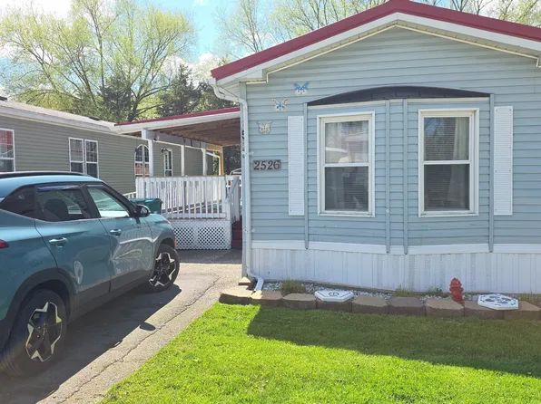 2526 Sherwood Dr, Erie, PA 16506