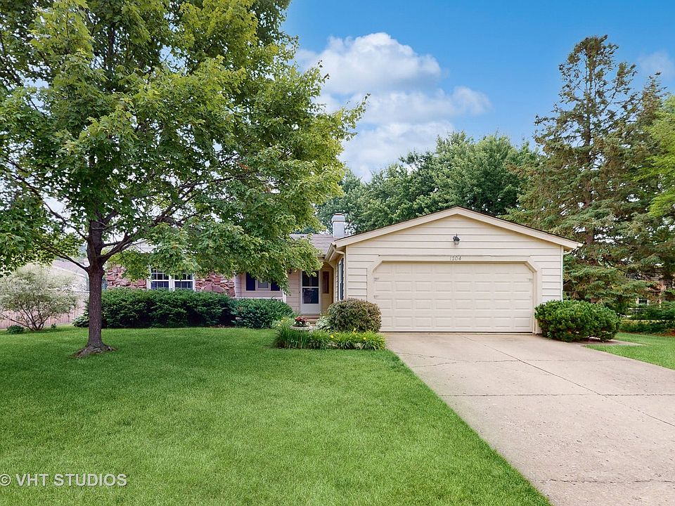 1st image of 1204 Greentree Ct
