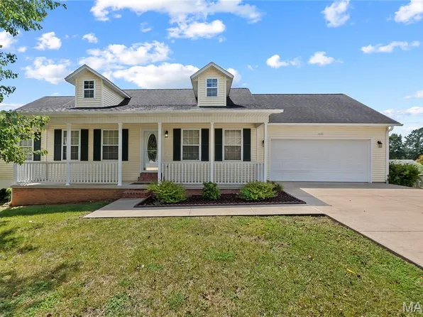 1655 Deerwood Dr, Jackson, MO 63755