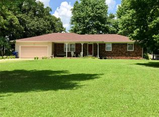 701 E Fremont Rd, Lebanon, MO 65536