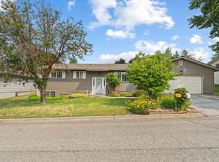 1607 E Ivy Ave, Colville, WA 99114