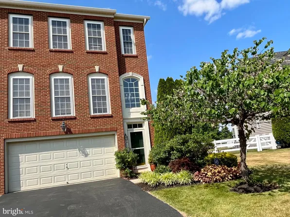 17 Brower Ln, Pottstown, PA 19465