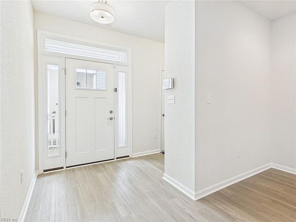 4th image of 8033 Ransom Rd #B