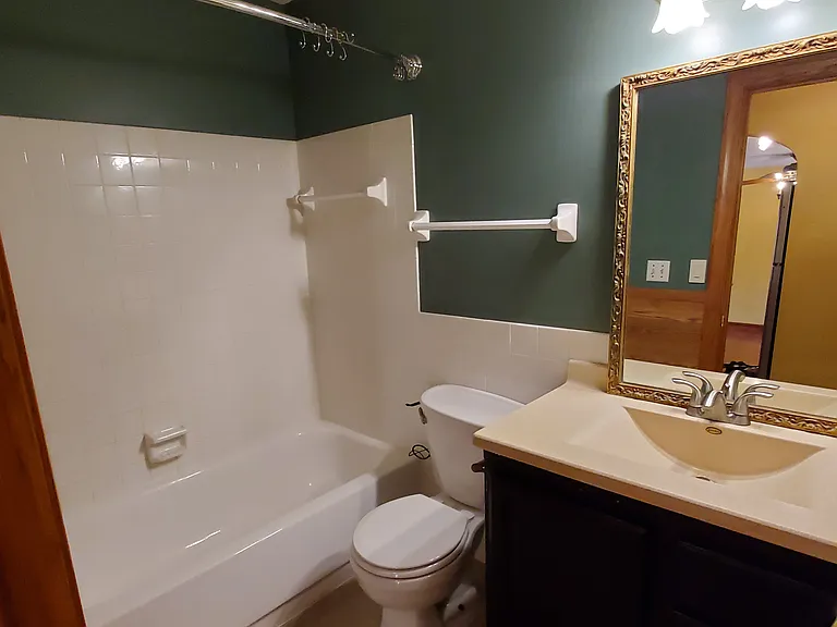 7320 York Ave S #202 — Photo 4