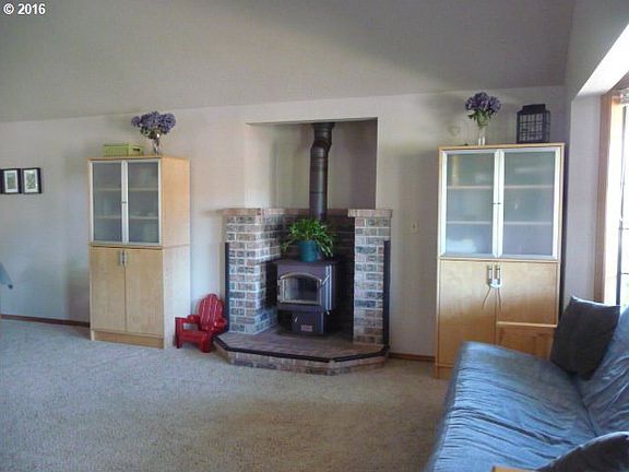 3rd image of 4016 NW 130th Cir