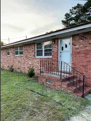 308 Pace St Photo 1