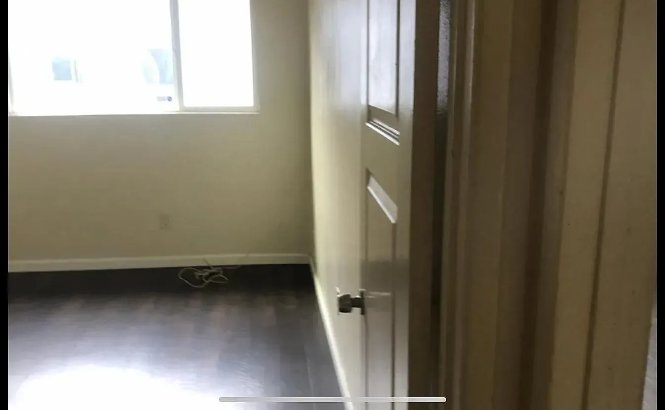 2 bed, 1150 sqft, $2,395 — Photo 2