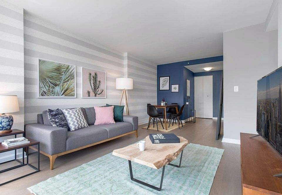 1st image of 500 W 56th St APT 905