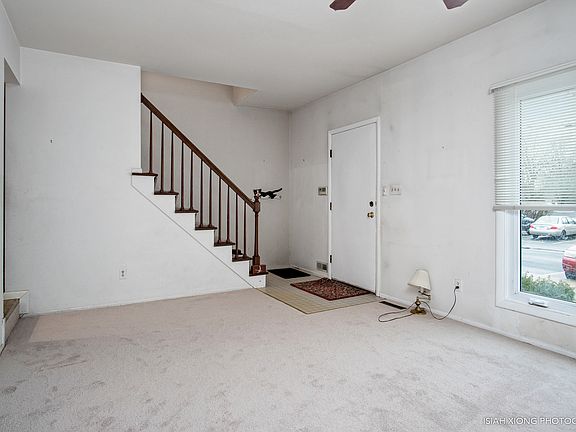 3rd image of 22 Pioneer Park Pl