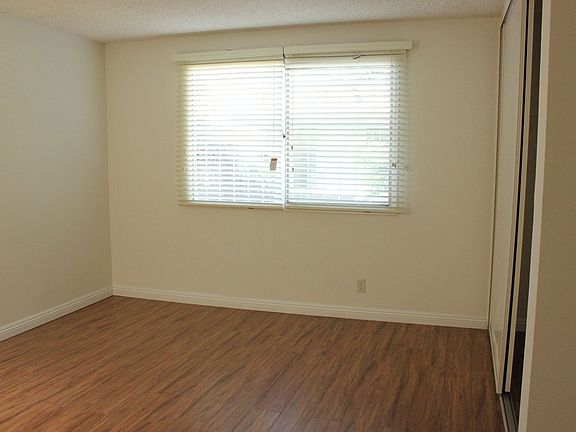 4th image of 6901 Platt Ave