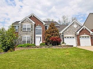 228 Newpine Dr, Cleves, OH 45002