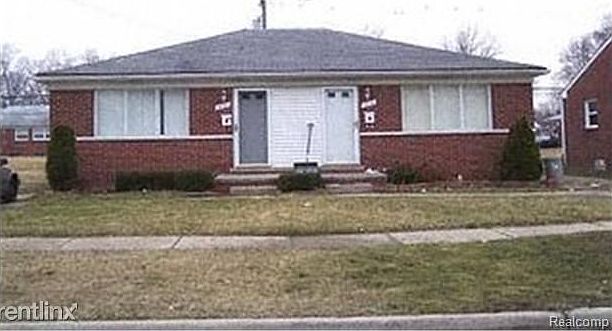1st image of 2647 Ackley Ave #243