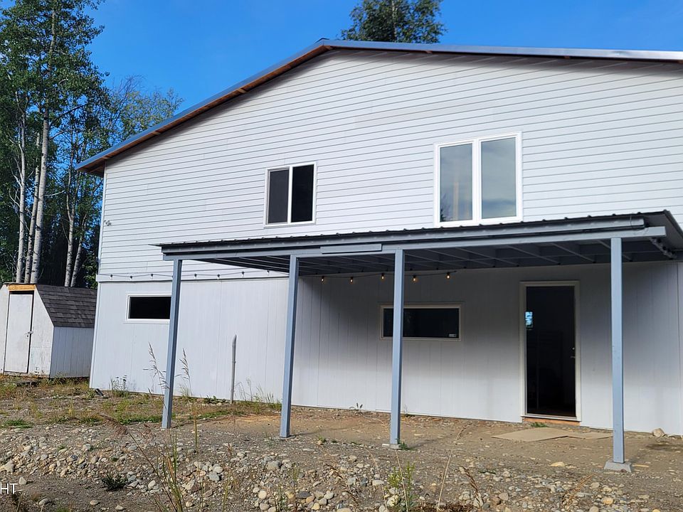 1st image of 10700 W Forest Park Ct
