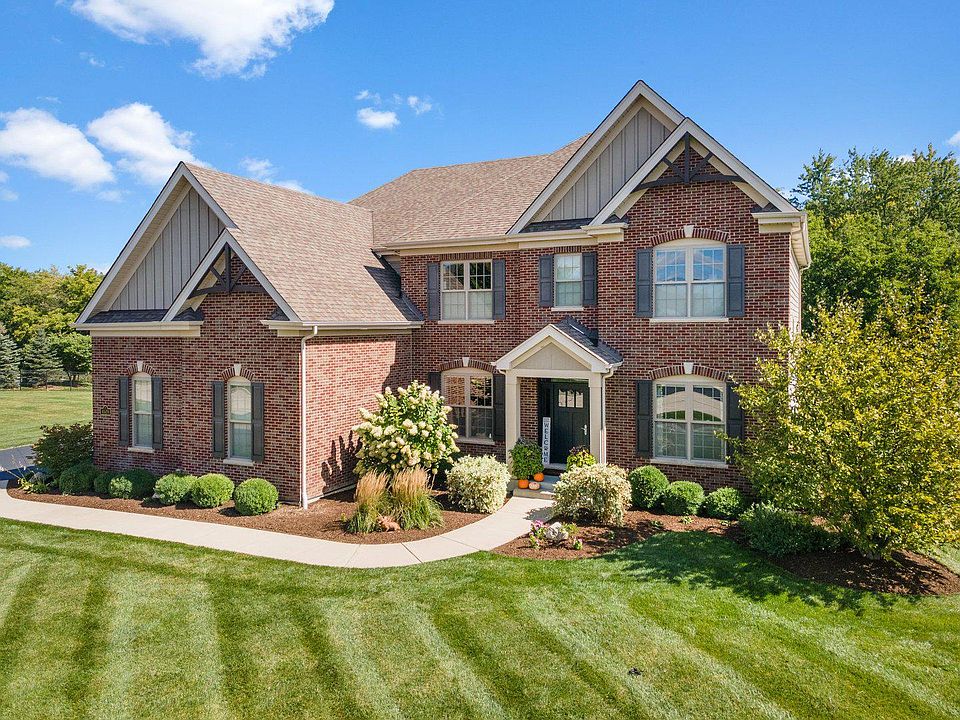 1st image of 4520 Foxgrove Dr