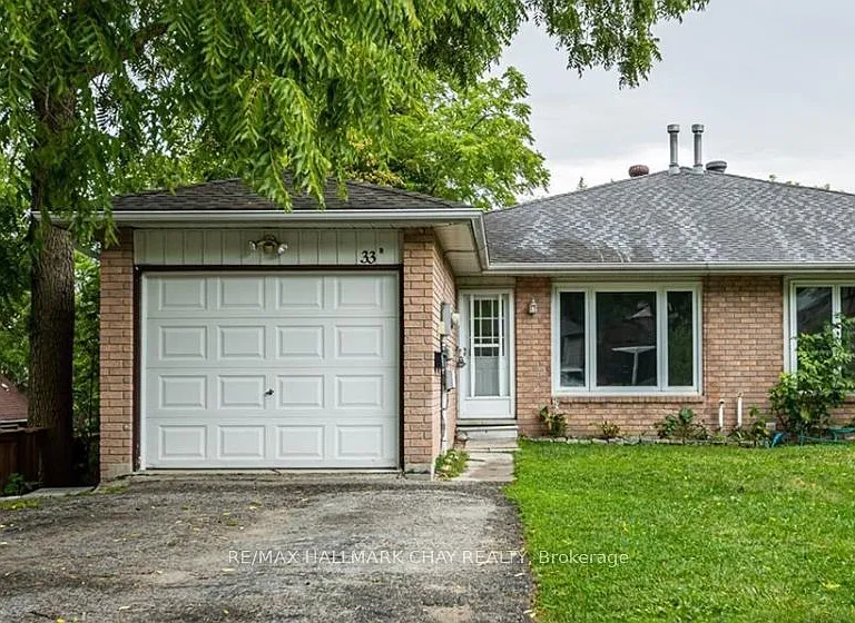 33B Grove St E #MAIN FLOOR — Photo 1