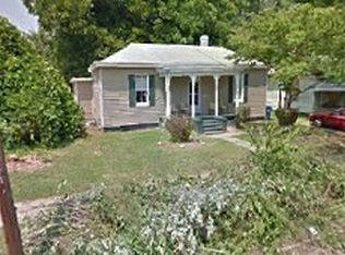 20 Elm St, Petersburg, VA 23803