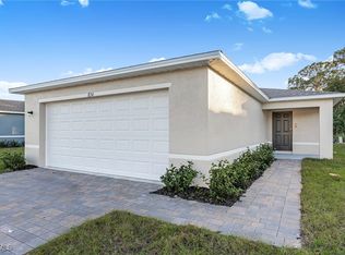 834 Friendship Cir, Labelle, FL 33935