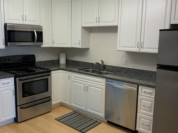 1397 Broadview Ave APT 8, Columbus, OH 43212