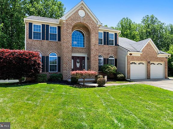 2nd image of 1211 Hickory Brook Ct