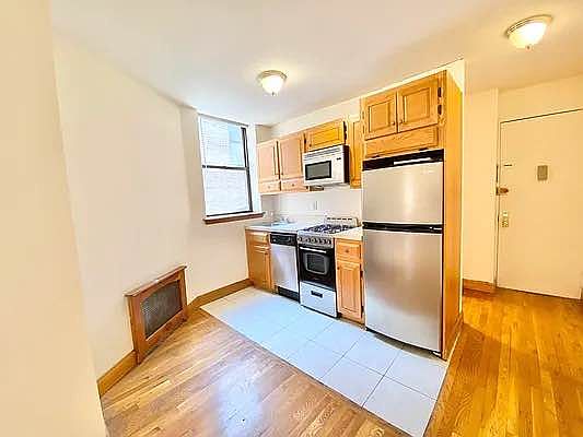1st image of 244 W 109th St APT 5b