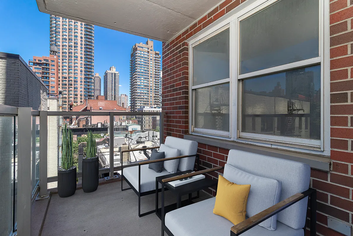 363 East 76th Street #8H in Lenox Hill, Manhattan | StreetEasy
