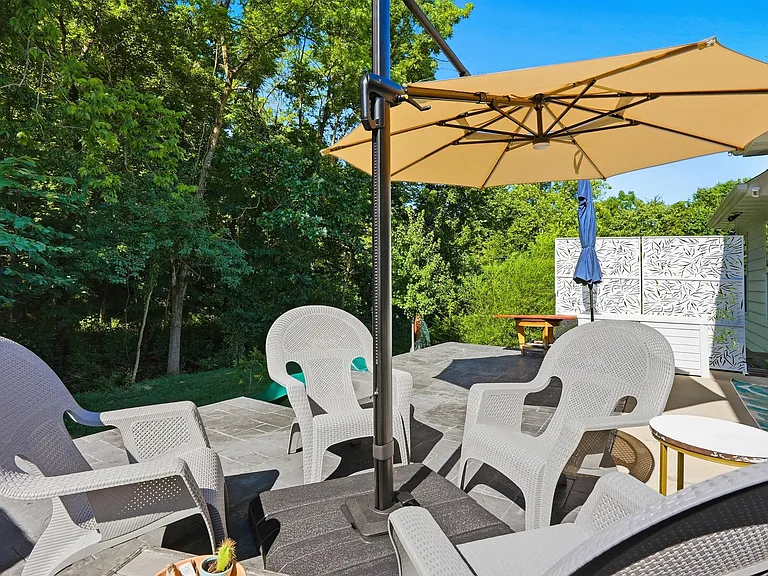2404 Baxley Dr — Photo 34