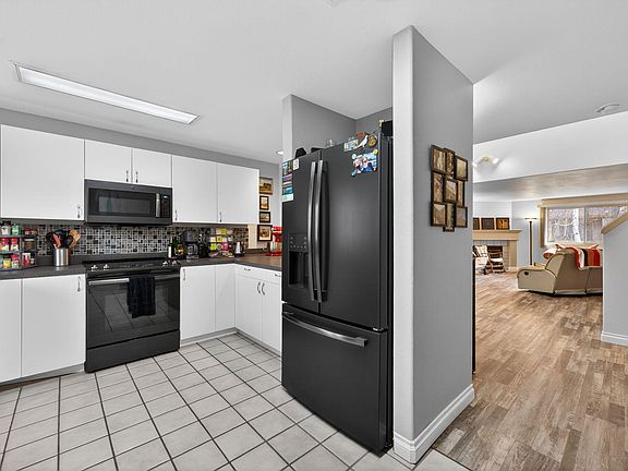 2nd image of 1050 NE Butler Market Rd APT 36